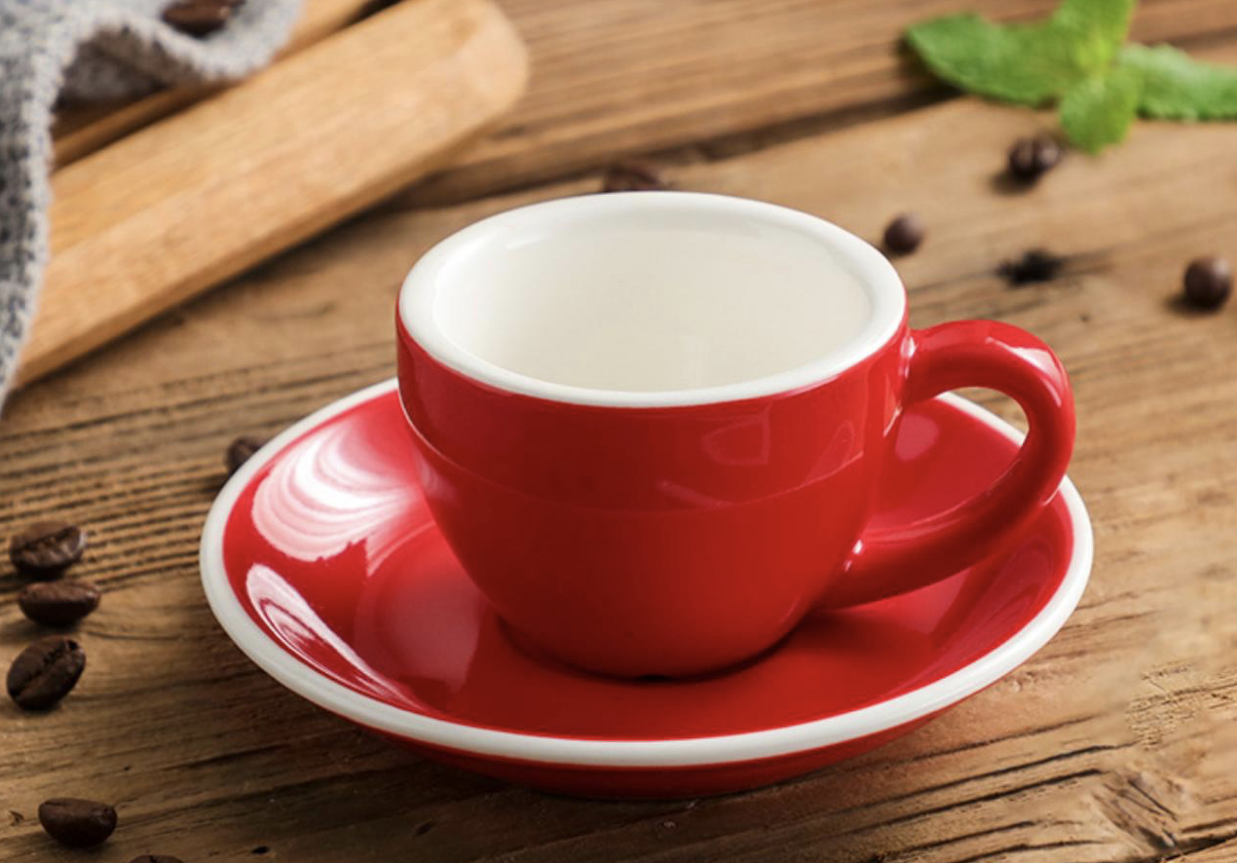 Кофейная чашка с блюдцем красная, 80 мл — фото 2